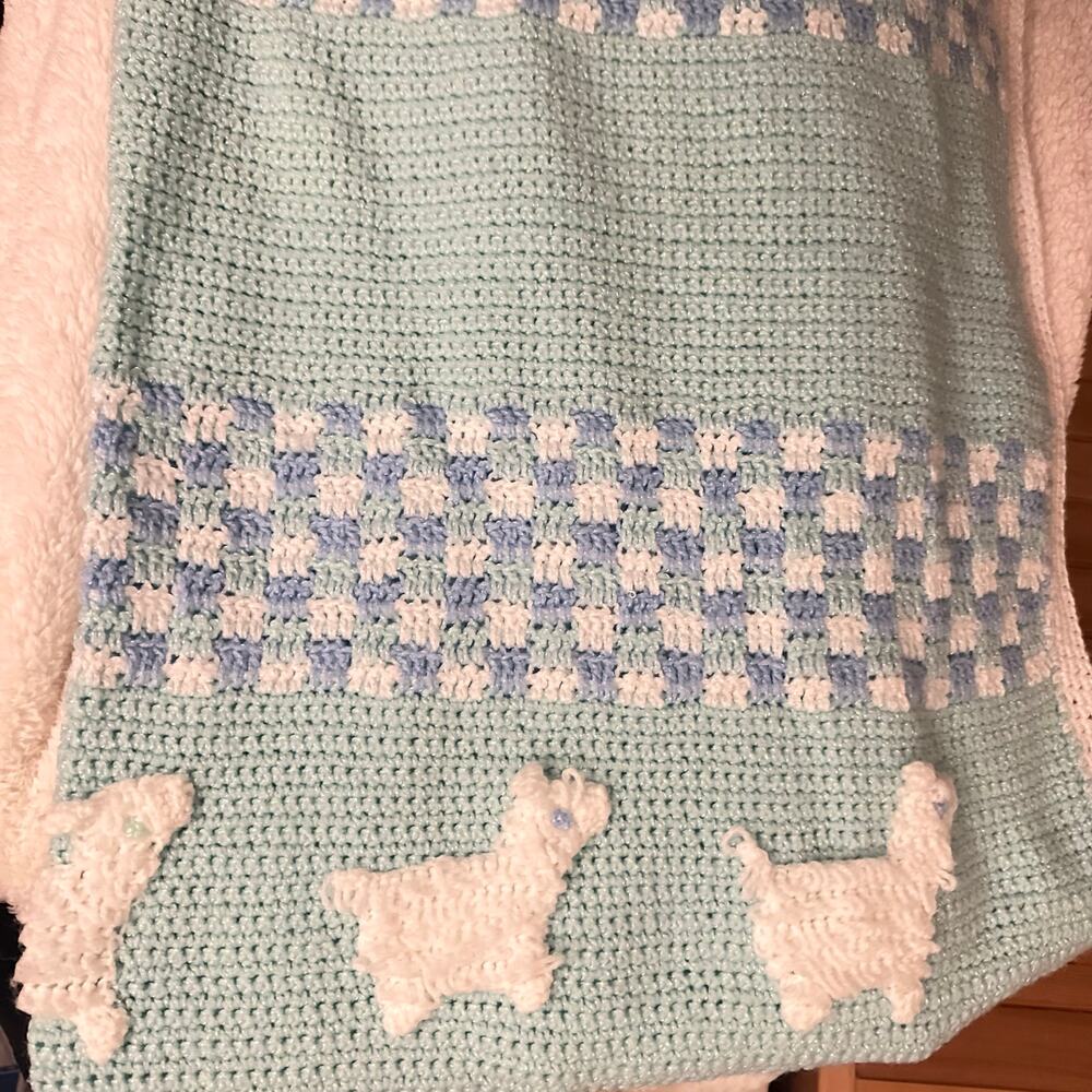 Baby nursery crochet handmade afghan blanket lambs white green blue 38" x 43"